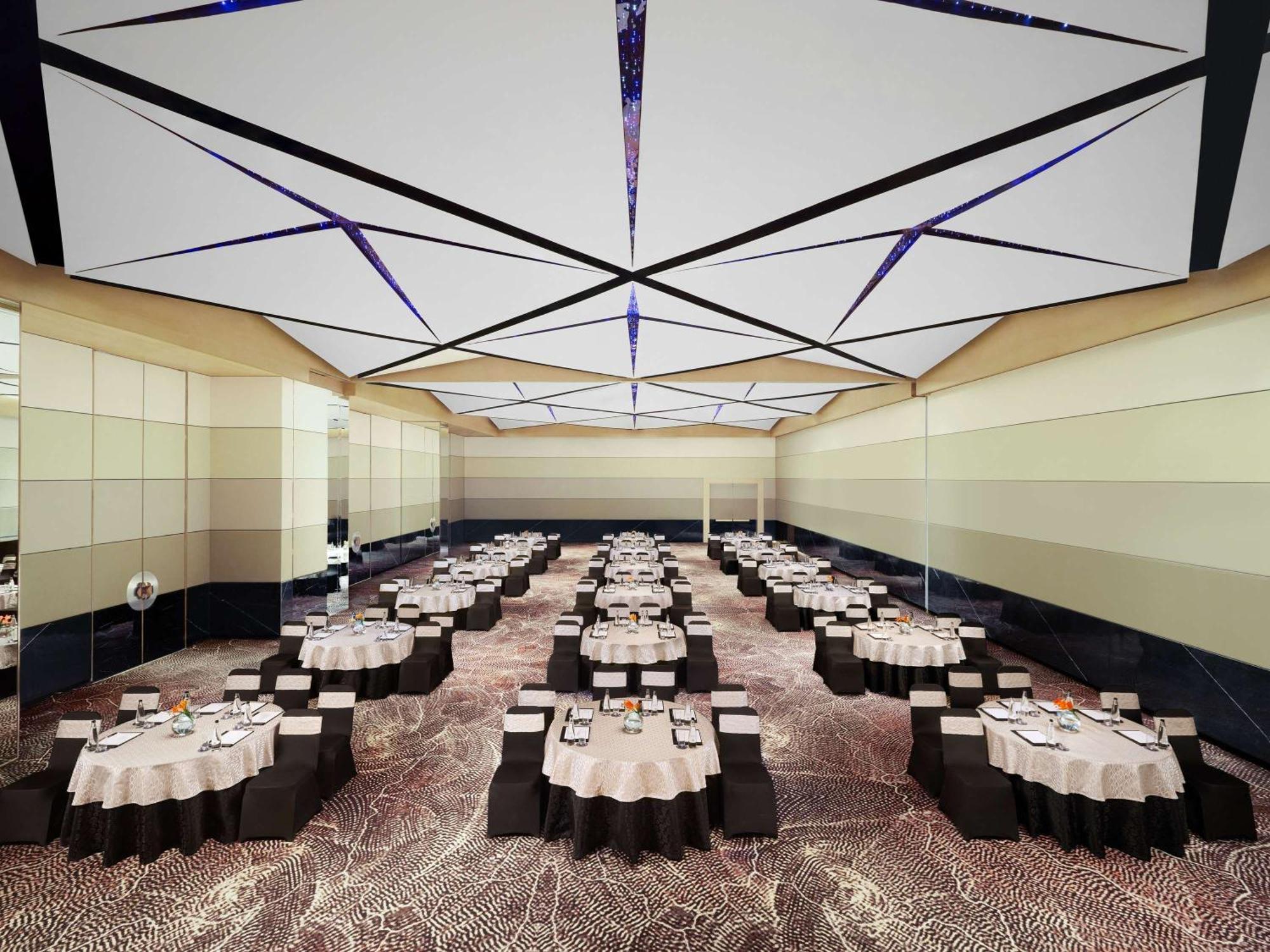 Novotel New Delhi City Centre Eksteriør billede